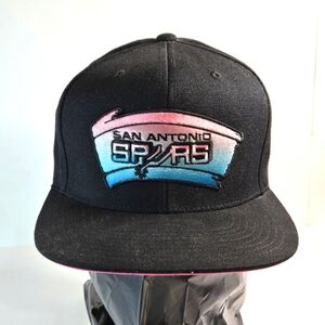 San Antonio Spurs Snapback Hat  Black Pink Hardwood Classic Mitchell & Ness
